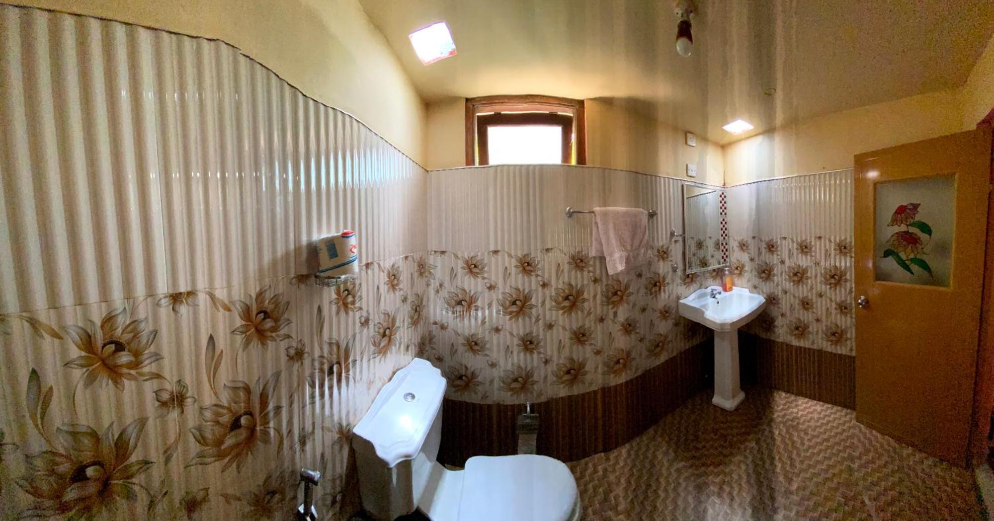 Omi Relax Inn Элла Экстерьер фото